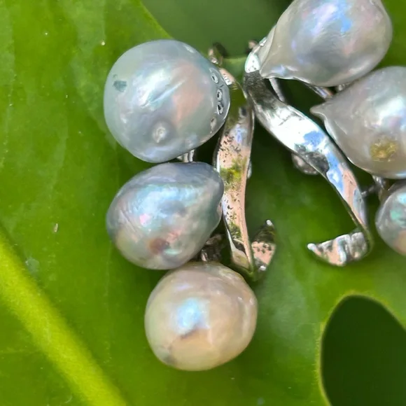 Vintage silver 925 mid century Japan 3 high luster Gray baroque Pearls Earrings